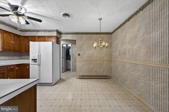 109 ROCKBRIDGE RD, Stephens City, VA 22655