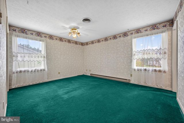 109 ROCKBRIDGE RD, Stephens City, VA 22655