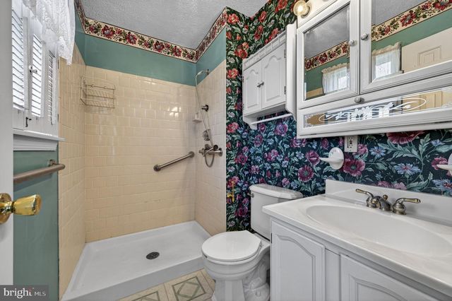 109 ROCKBRIDGE RD, Stephens City, VA 22655