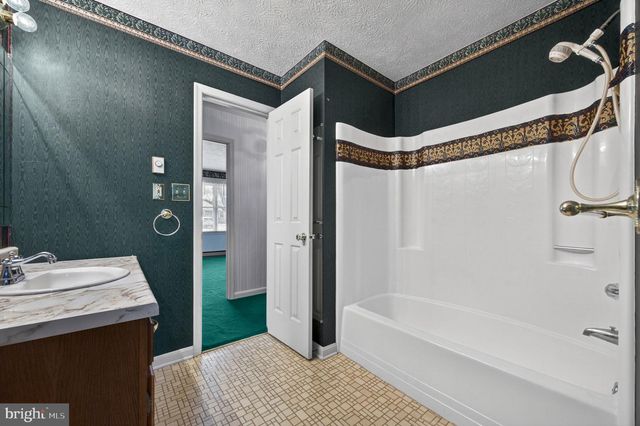 109 ROCKBRIDGE RD, Stephens City, VA 22655