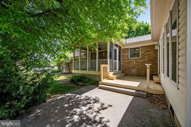 109 ROCKBRIDGE RD, Stephens City, VA 22655