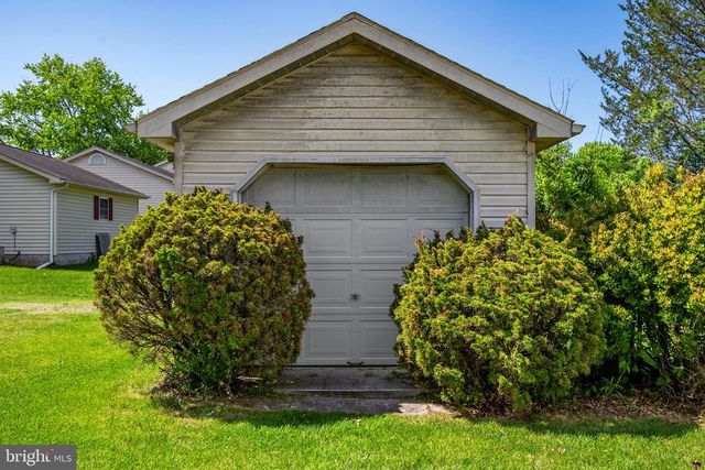 109 ROCKBRIDGE RD, Stephens City, VA 22655