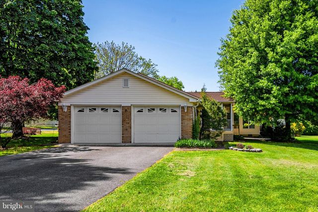 109 ROCKBRIDGE RD, Stephens City, VA 22655