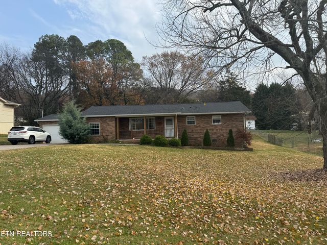 11028 Farr Drive, Farragut, TN 37934