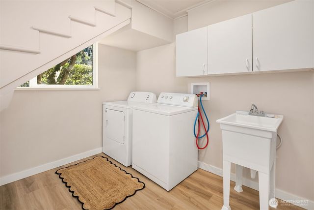 9277 Spear Place S, Seattle, WA 98118