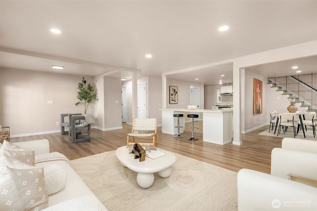 9277 Spear Place S, Seattle, WA 98118