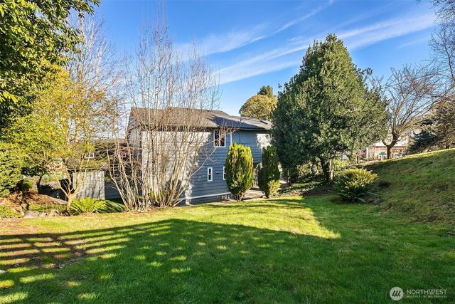 9277 Spear Place S, Seattle, WA 98118