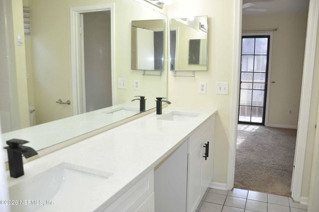 2074 S 2ND Street, Jacksonville Beach, FL 32250