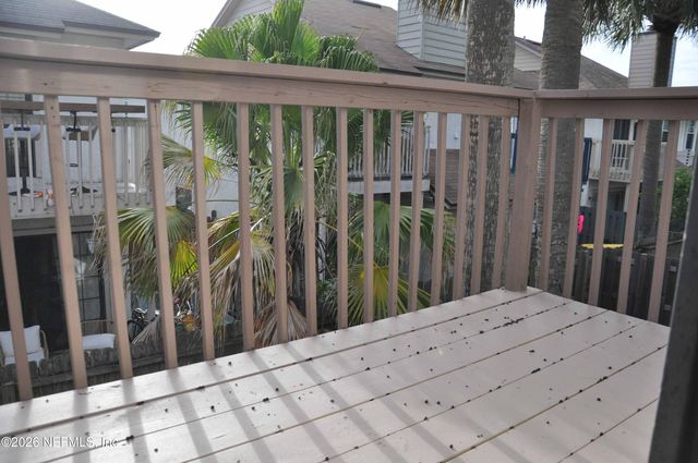 2074 S 2ND Street, Jacksonville Beach, FL 32250