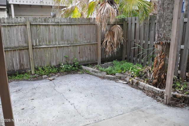 2074 S 2ND Street, Jacksonville Beach, FL 32250