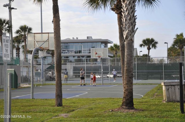 2074 S 2ND Street, Jacksonville Beach, FL 32250