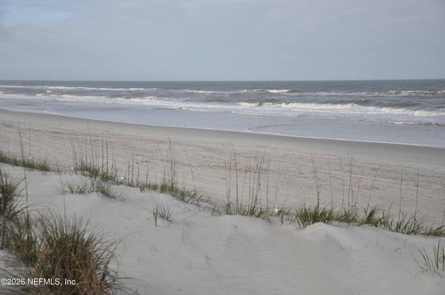 2074 S 2ND Street, Jacksonville Beach, FL 32250