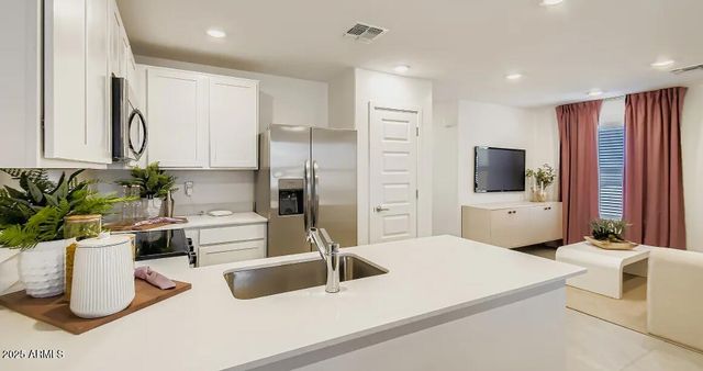 36024 W MADDALONI Avenue, Maricopa, AZ 85138