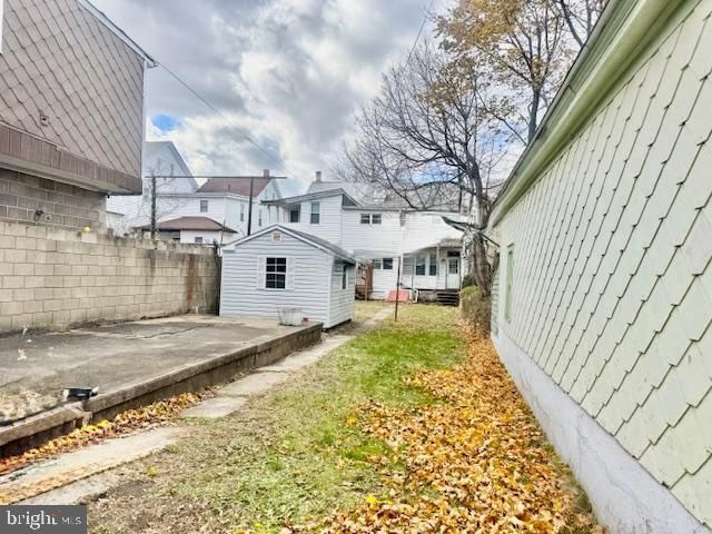 331 S MAPLE ST, Mount Carmel, PA 17851
