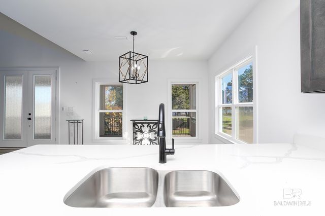 935 Paradise Beach Circle, Pensacola, FL 32506