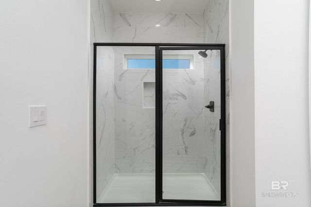 935 Paradise Beach Circle, Pensacola, FL 32506