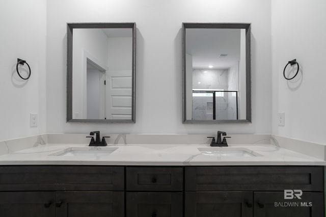 935 Paradise Beach Circle, Pensacola, FL 32506