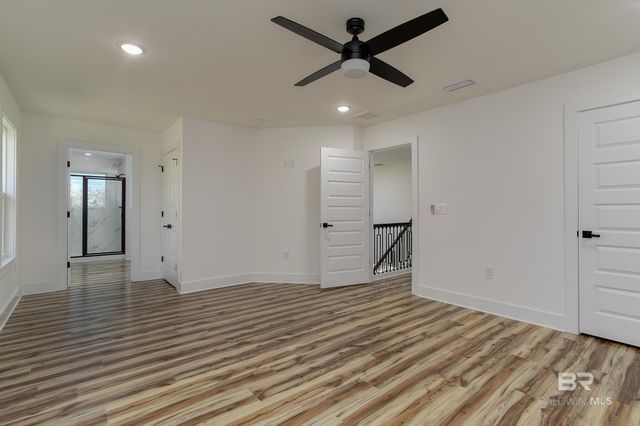 935 Paradise Beach Circle, Pensacola, FL 32506