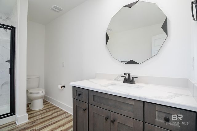 935 Paradise Beach Circle, Pensacola, FL 32506