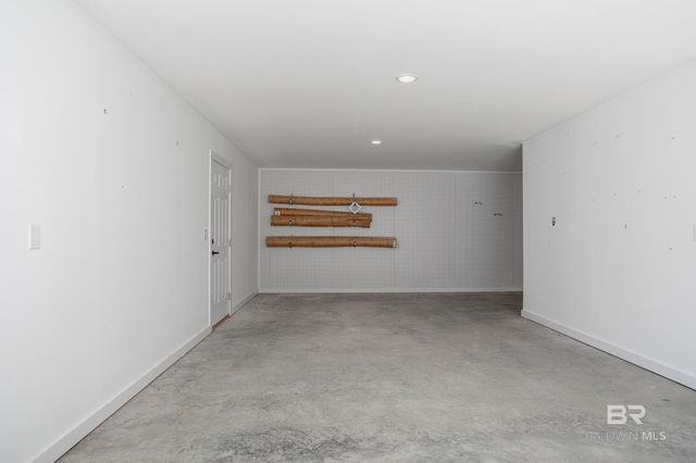 935 Paradise Beach Circle, Pensacola, FL 32506