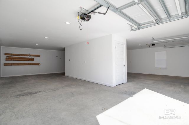 935 Paradise Beach Circle, Pensacola, FL 32506