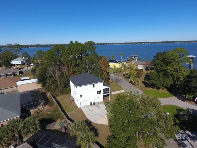935 Paradise Beach Circle, Pensacola, FL 32506