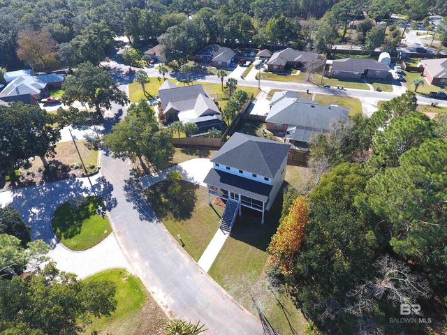 935 Paradise Beach Circle, Pensacola, FL 32506