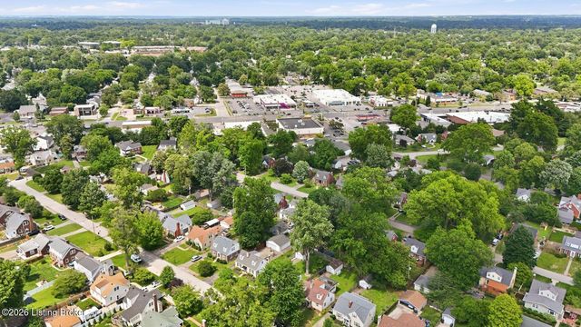 225 Monohan Dr, Louisville, KY 40207