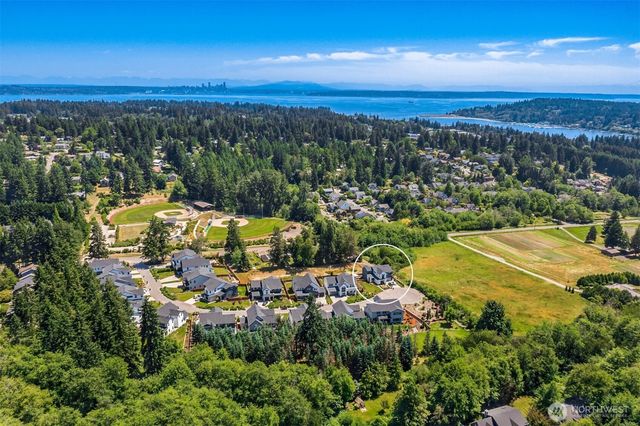 8701 NE Winslow Grove Court, Bainbridge Island, WA 98110