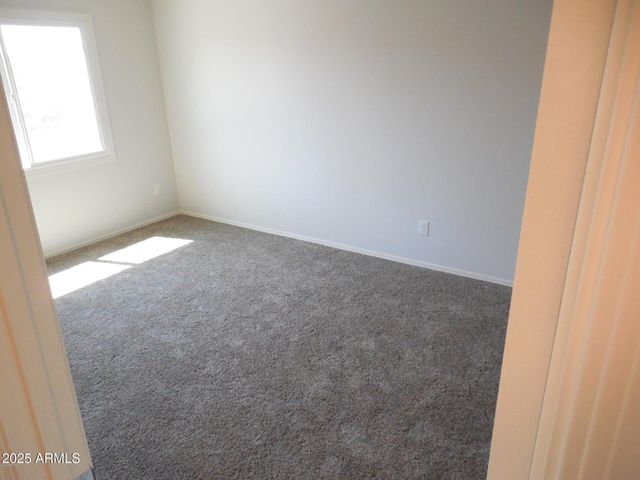 4712 E Broadway Road, Phoenix, AZ 85040