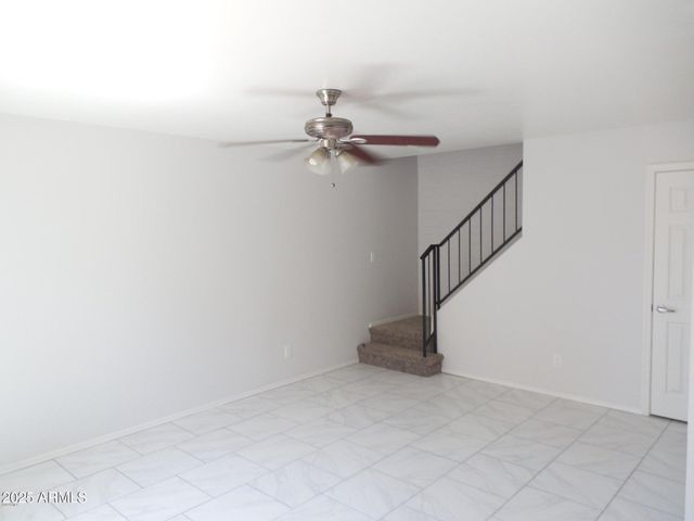 4712 E Broadway Road, Phoenix, AZ 85040