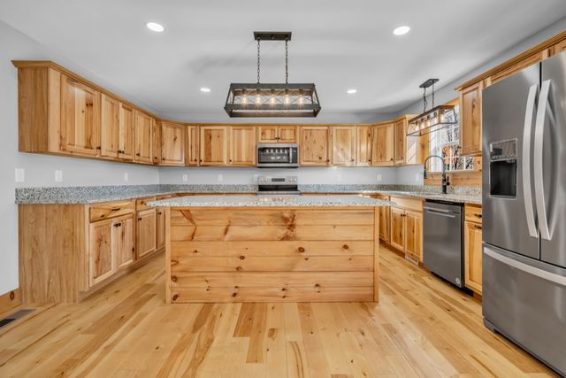 718 Darrell Rye Rd, Erin, TN 37061