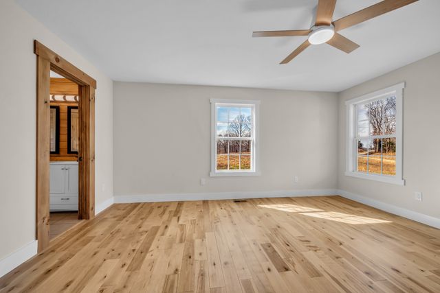 718 Darrell Rye Rd, Erin, TN 37061