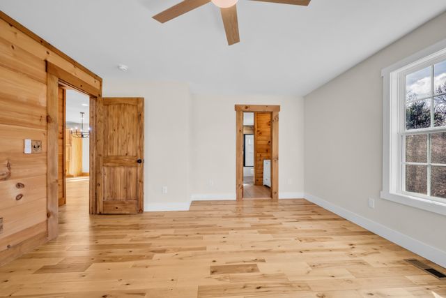 718 Darrell Rye Rd, Erin, TN 37061