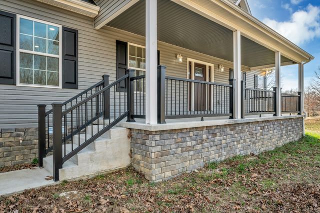 718 Darrell Rye Rd, Erin, TN 37061