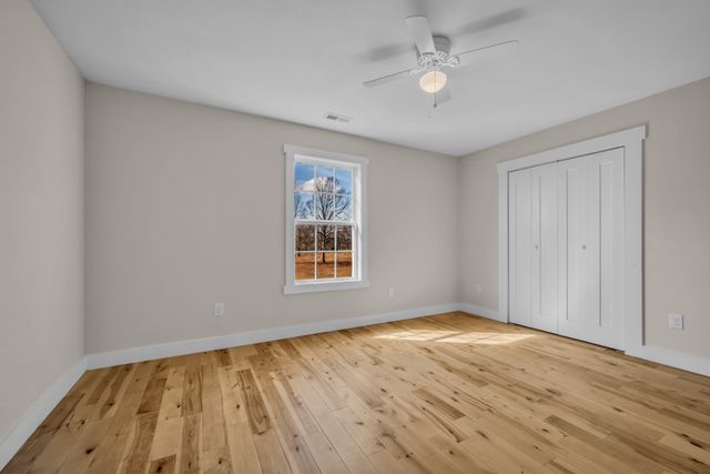 718 Darrell Rye Rd, Erin, TN 37061