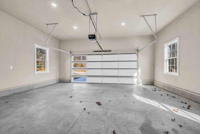 718 Darrell Rye Rd, Erin, TN 37061