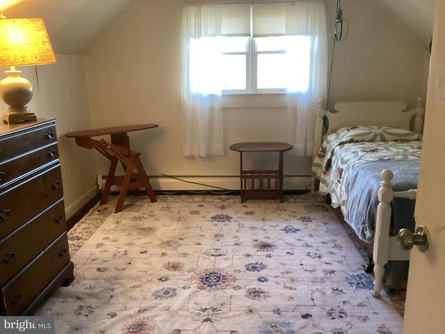 606 FAIRHILL RD, Morrisville, PA 19067