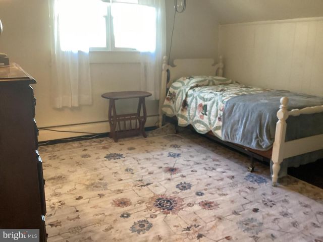 606 FAIRHILL RD, Morrisville, PA 19067