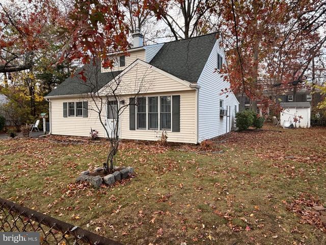 606 FAIRHILL RD, Morrisville, PA 19067