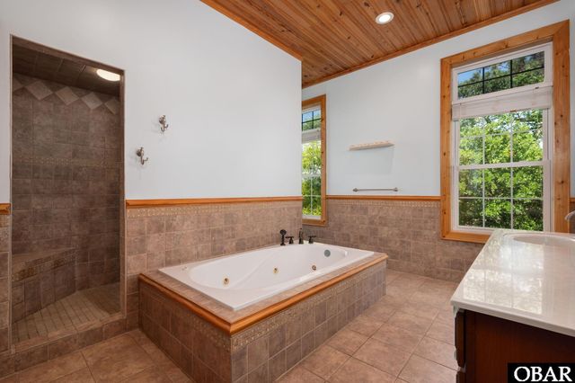 266 Cahoon Road, Manns Harbor, NC 27953