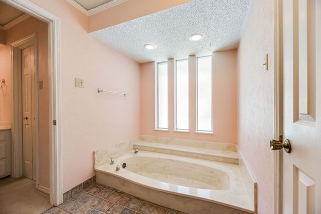 7719 Applecross Lane, Dallas, TX 75248