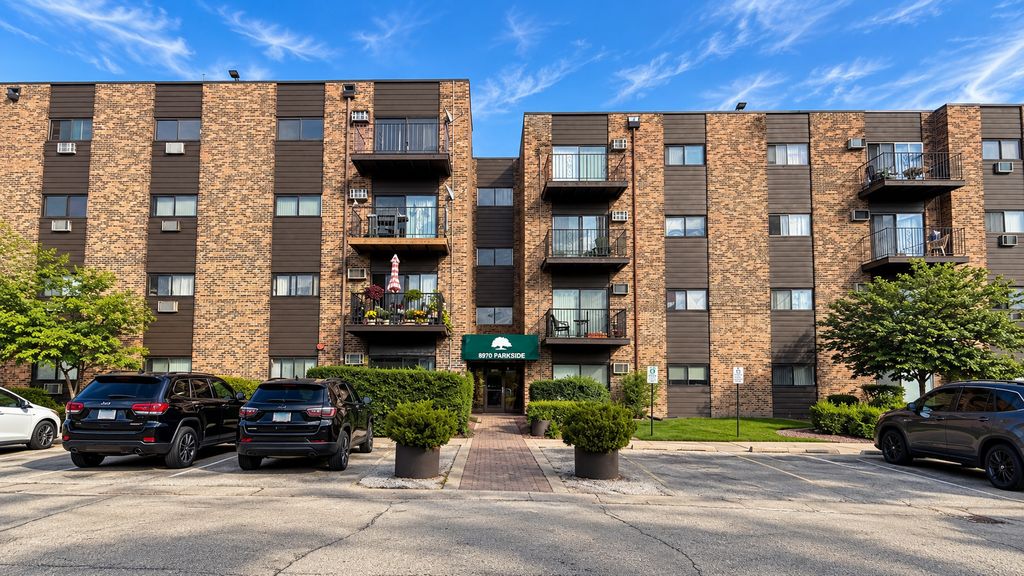 8970 N Parkside Avenue 113, Des Plaines, IL 60016 — exterior