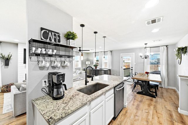 105 Lidell ST, Hutto, TX 78634