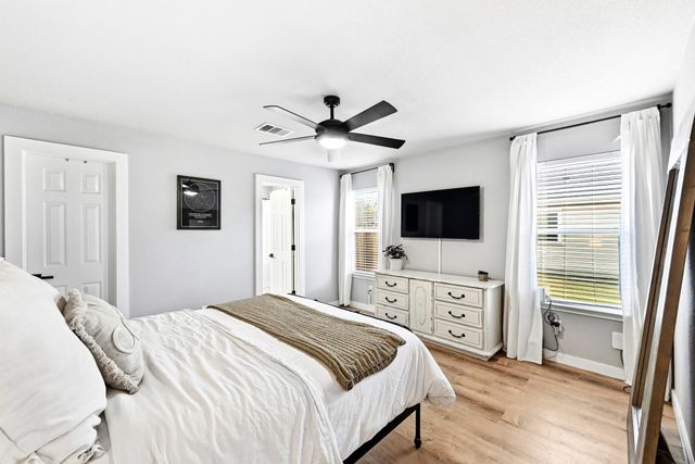 105 Lidell ST, Hutto, TX 78634