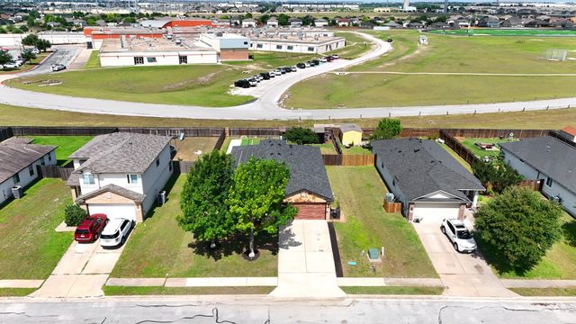105 Lidell ST, Hutto, TX 78634