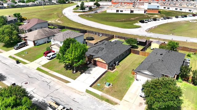 105 Lidell ST, Hutto, TX 78634