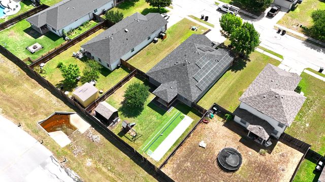 105 Lidell ST, Hutto, TX 78634