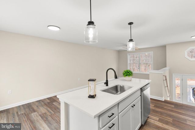 604 GATLING DR, Winchester, VA 22602