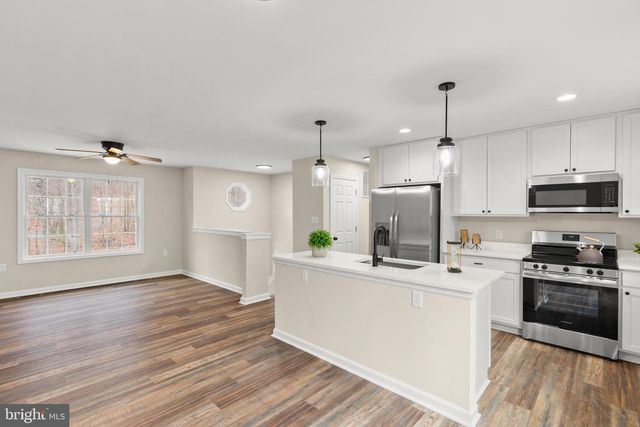 604 GATLING DR, Winchester, VA 22602